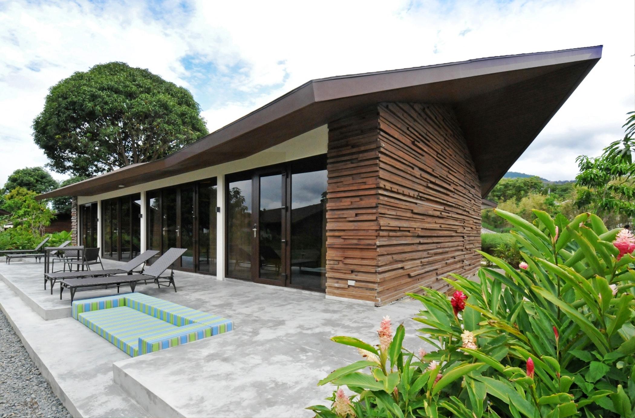 Hotel Astoria Palawan Puerto Princesa Zewnętrze zdjęcie Villa at the Farm at Kares